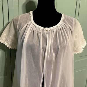 Lorraine Sheer Robe Peignoir Lingerie White  Petite Vintage